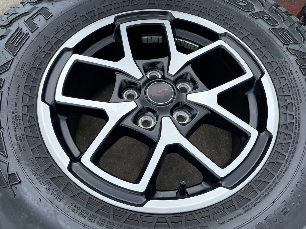 17" Jeep Wrangler Rubicon OEM 95730 9327 wheels rims Gladiator FALKEN A/T 33" Texas Truck Tire