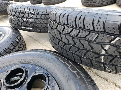 20" Ford F-250 F-350 OEM black TREMOR wheels rims 10299 10484 A/T2 tires NEW Texas Truck Tire