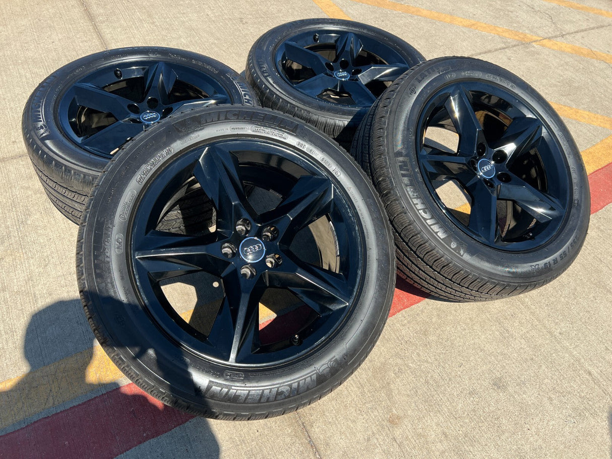 19" Audi Q7 Q8 OEM wheels rims 97749 VW Atlas Q5 MICHELIN NEW Texas Truck Tire
