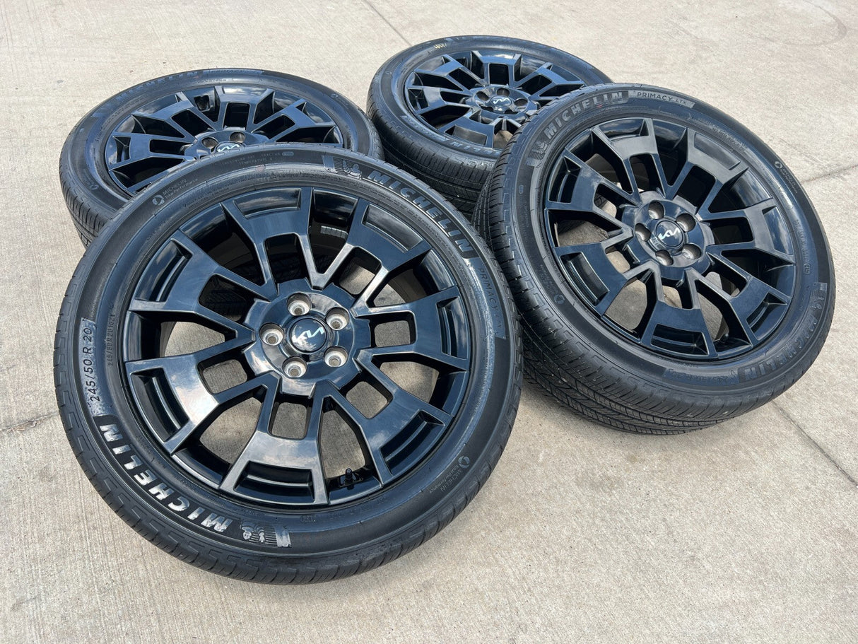 20" Kia Telluride Nightshade OEM wheels rims 71000 Sorento Sedona tires Texas Truck Tire