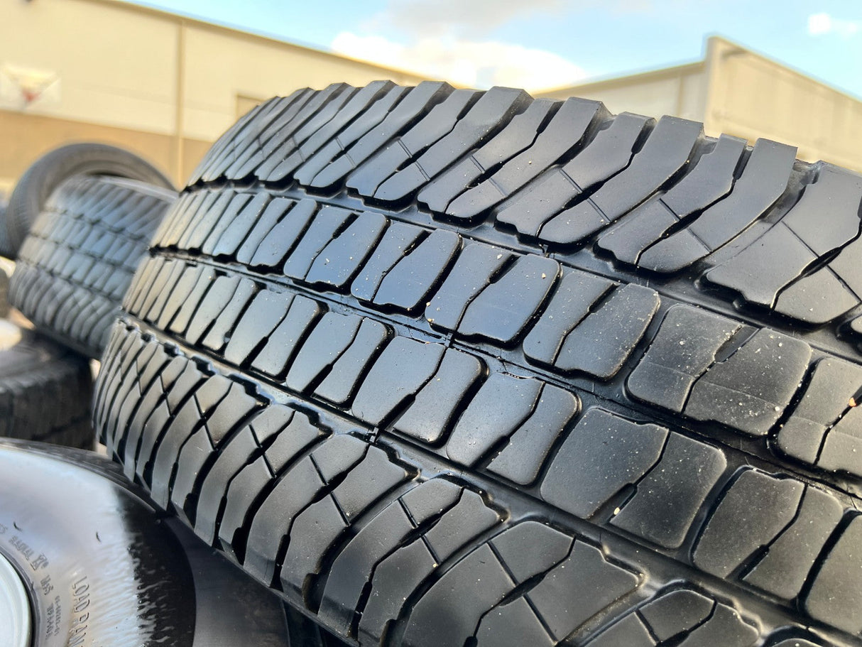 17" Ford F-250 F-350 OEM 3828 wheels rims tires MICHELIN LTX A/T2 Texas Truck Tire