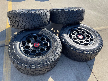 18" Toyota Tundra TRD BBS FORGED OEM 69195 95458 wheels rims Sequoia TOYO R/T Texas Truck Tire