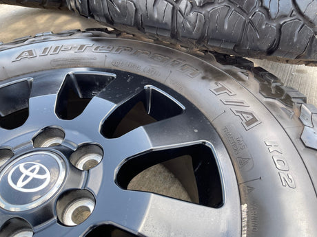 18" Toyota Land Cruiser OEM wheels rims 95952 Tundra Sequoia BFG KO2 A/T Texas Truck Tire