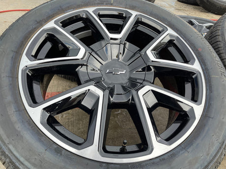 22" Chevy Tahoe Suburban RST OEM 14035 wheels rims Silverado 2025 2026 NEW Texas Truck Tire