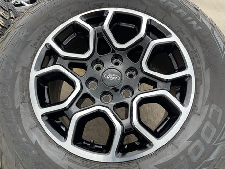 18" Ford F-150 OEM rims wheels 95049 10340 Expedition COOPER A/T Texas Truck Tire