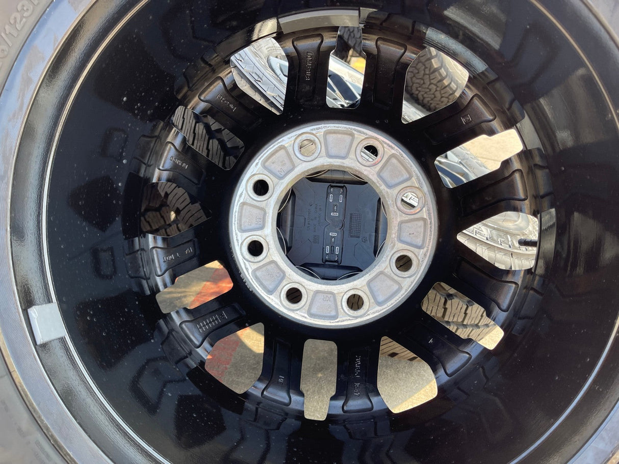 20" Chevy Silverado Trail Boss GMC AT4 2500 OEM 94030 wheels rims NEW A/T Texas Truck Tire