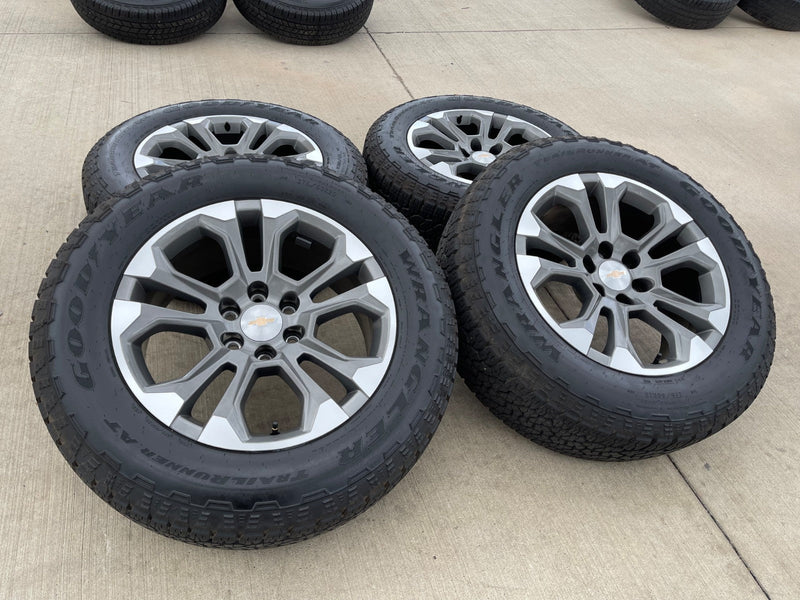 20" Chevy Tahoe Silverado OEM 14090 95417 wheels rims tires GOODYEAR A/T Texas Truck Tire