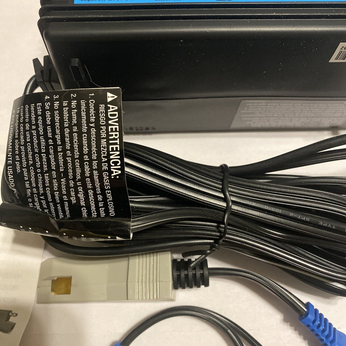 Universal Ride-On Toy Charger with 3 Connectors for CR1 Batteries