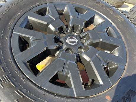 17" Nissan Frontier OEM Desert Runner 62832 wheels rims tires DURATRAC A/T Texas Truck Tire