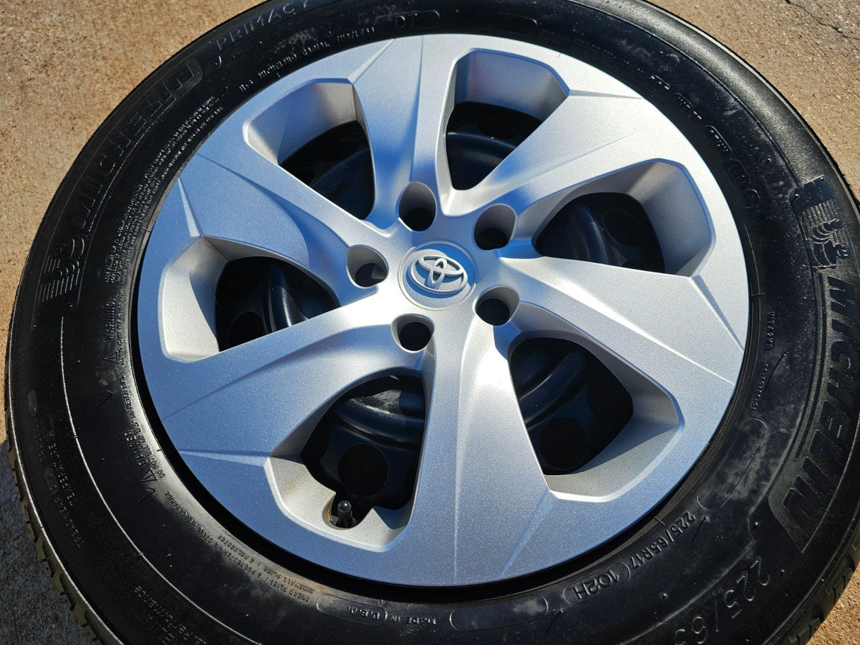 17" Toyota RAV4 OEM wheel rim 75241 Sienna CH-R tire 2020 2021 2022 2023 2024 Texas Truck Tire