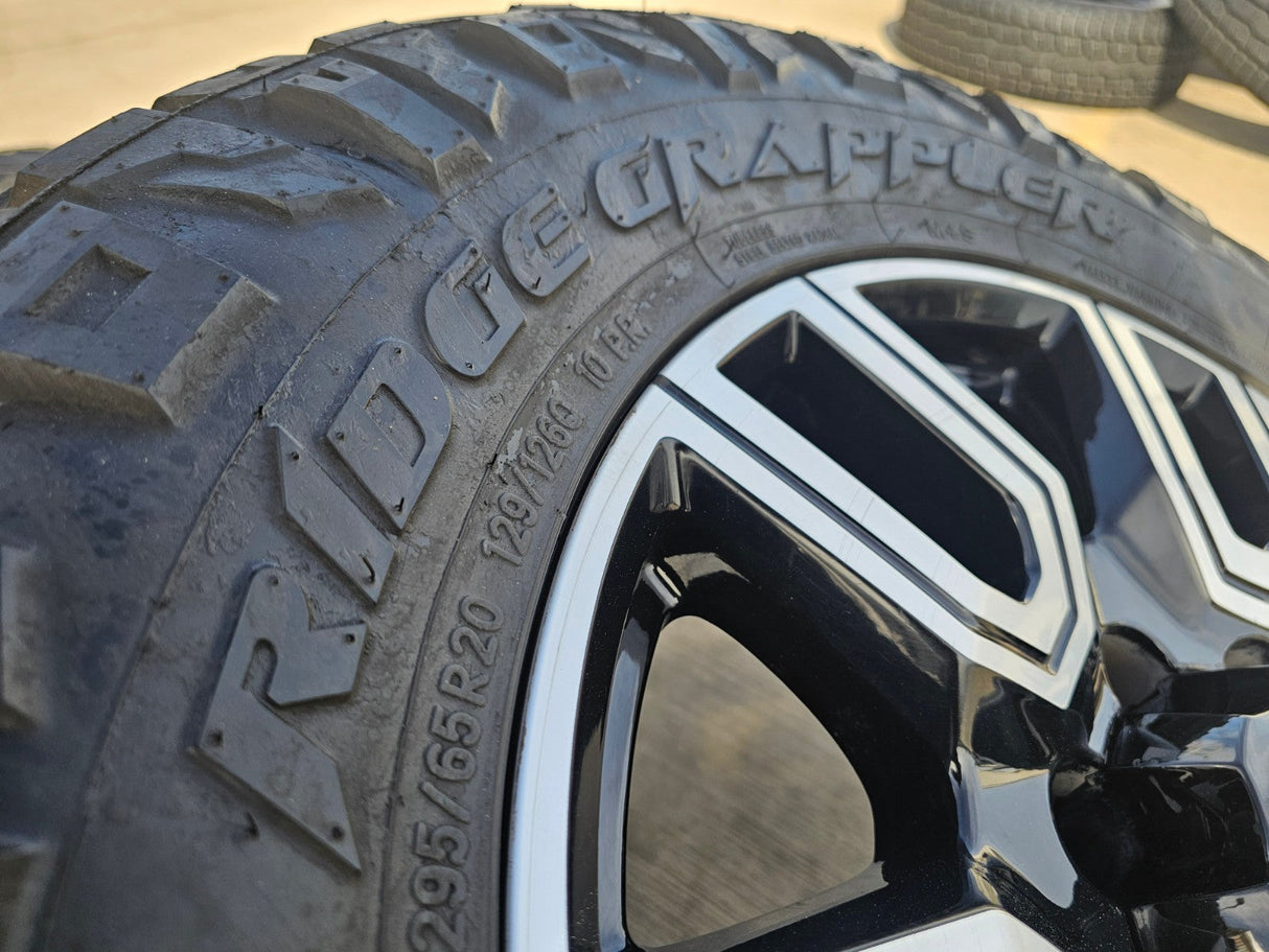 20" GMC Sierra AT4 2500 3500 OEM wheels rims 5950 Silverado NITRO 35" Texas Truck Tire
