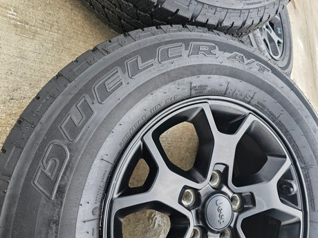 17" Jeep Wrangler Rubicon OEM 9218 wheels rims Gladiator tires DUELER A/T Texas Truck Tire