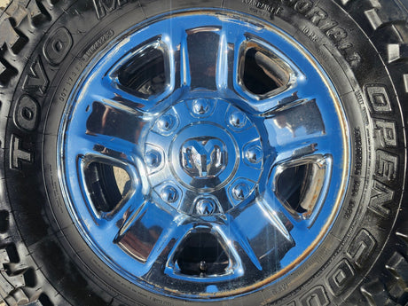 18" Dodge Ram 2500 3500 STEEL chrome OEM 2473 wheels rims TOYO M/T 35" Texas Truck Tire