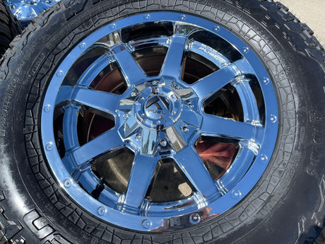 18x9 18" Fuel Maverick D536 Chevy Silverado F-150 RAM wheels rims 6x139 6x135 Texas Truck Tire