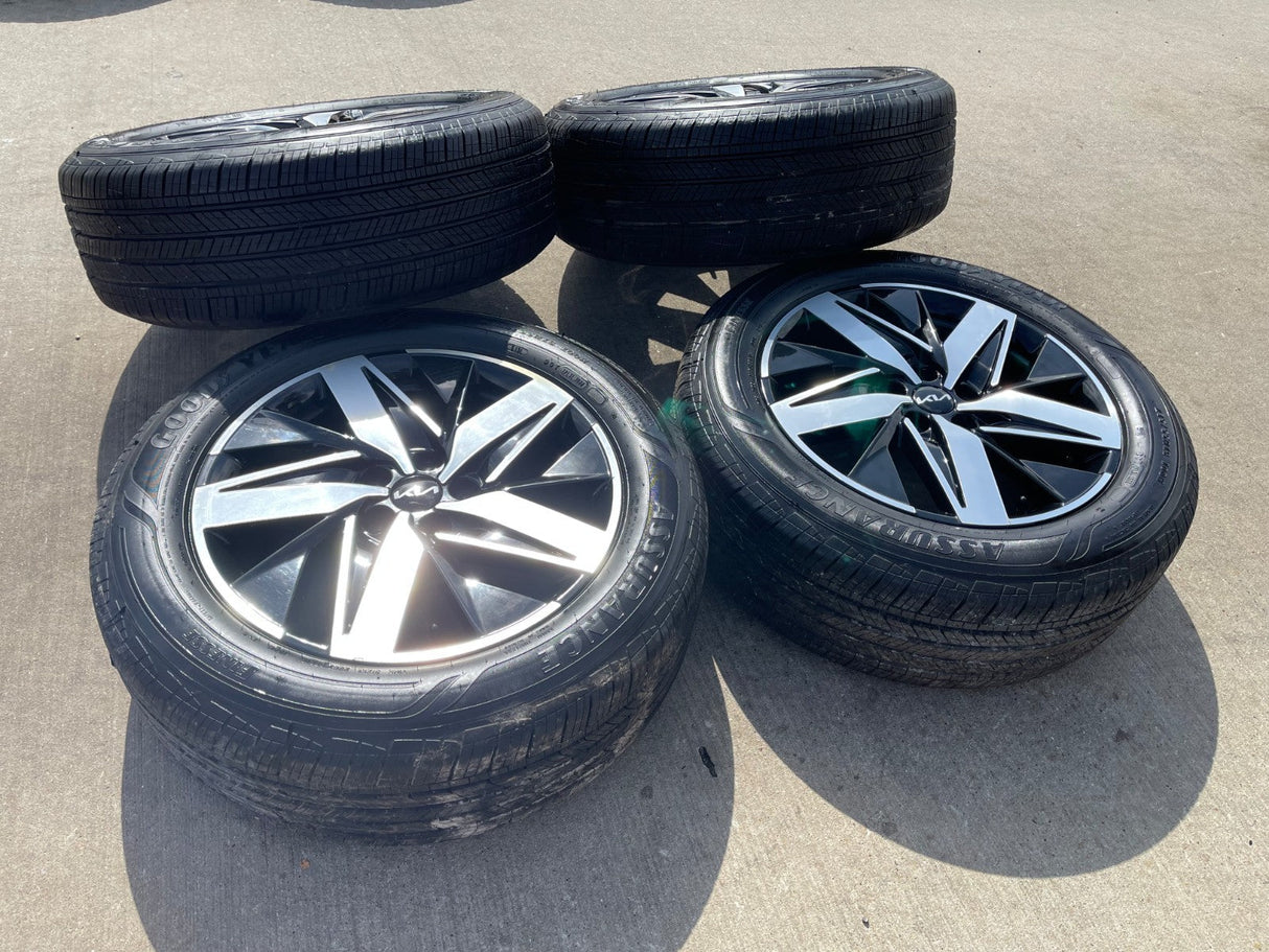 18" Kia Sorento OEM wheels rims 70736 Sportage Seltos K4 K5 Optima Carnival NEW Texas Truck Tire