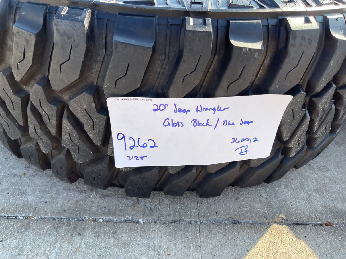 20" Jeep Wrangler HIGH ALTITUDE 9262 96902 OEM wheels rims Gladiator MICKEY 35" Texas Truck Tire