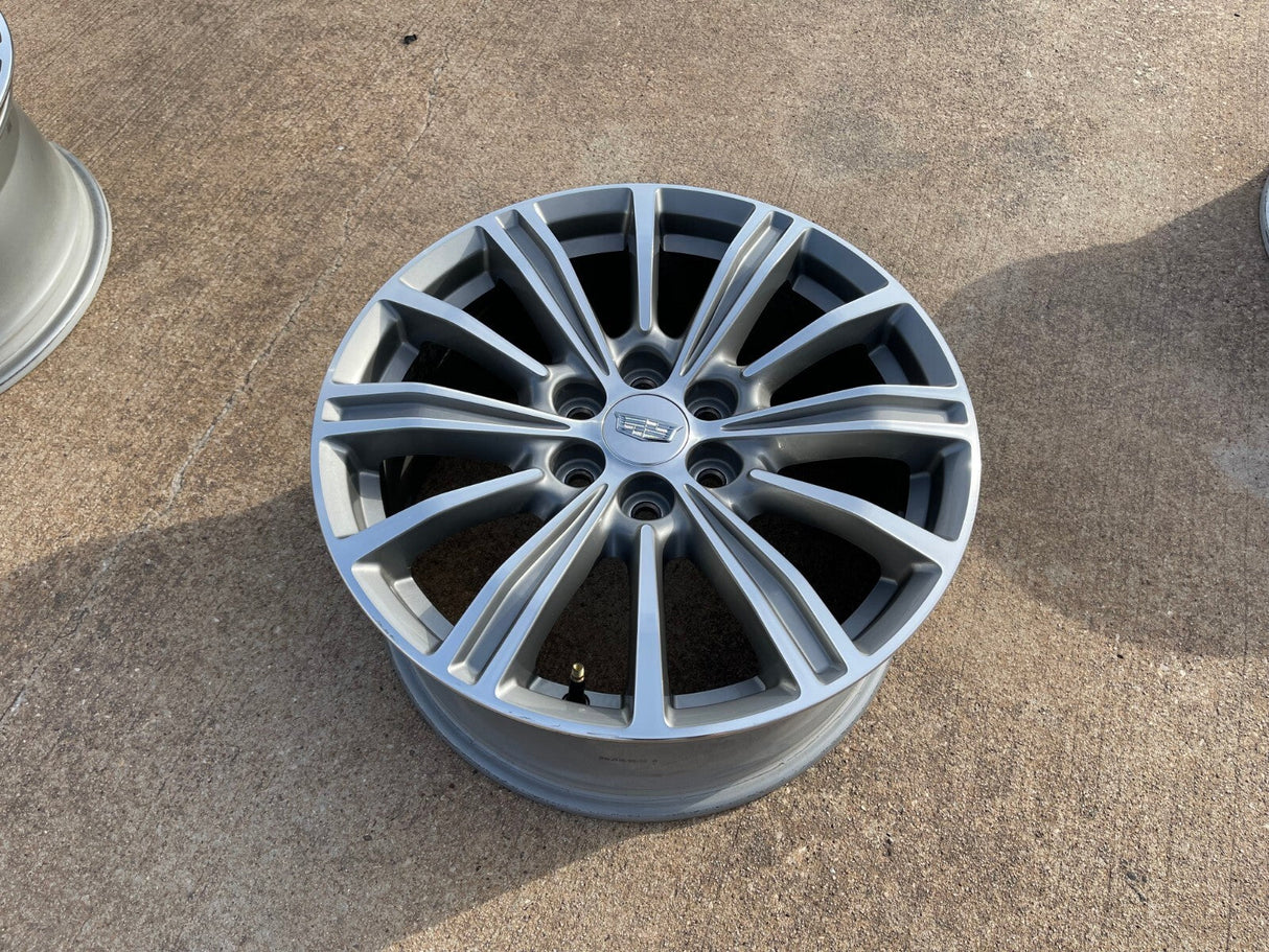 18" Cadillac XT6 XT5 SRX OEM wheel rim spare Blazer Acadia 4799 4798 Texas Truck Tire
