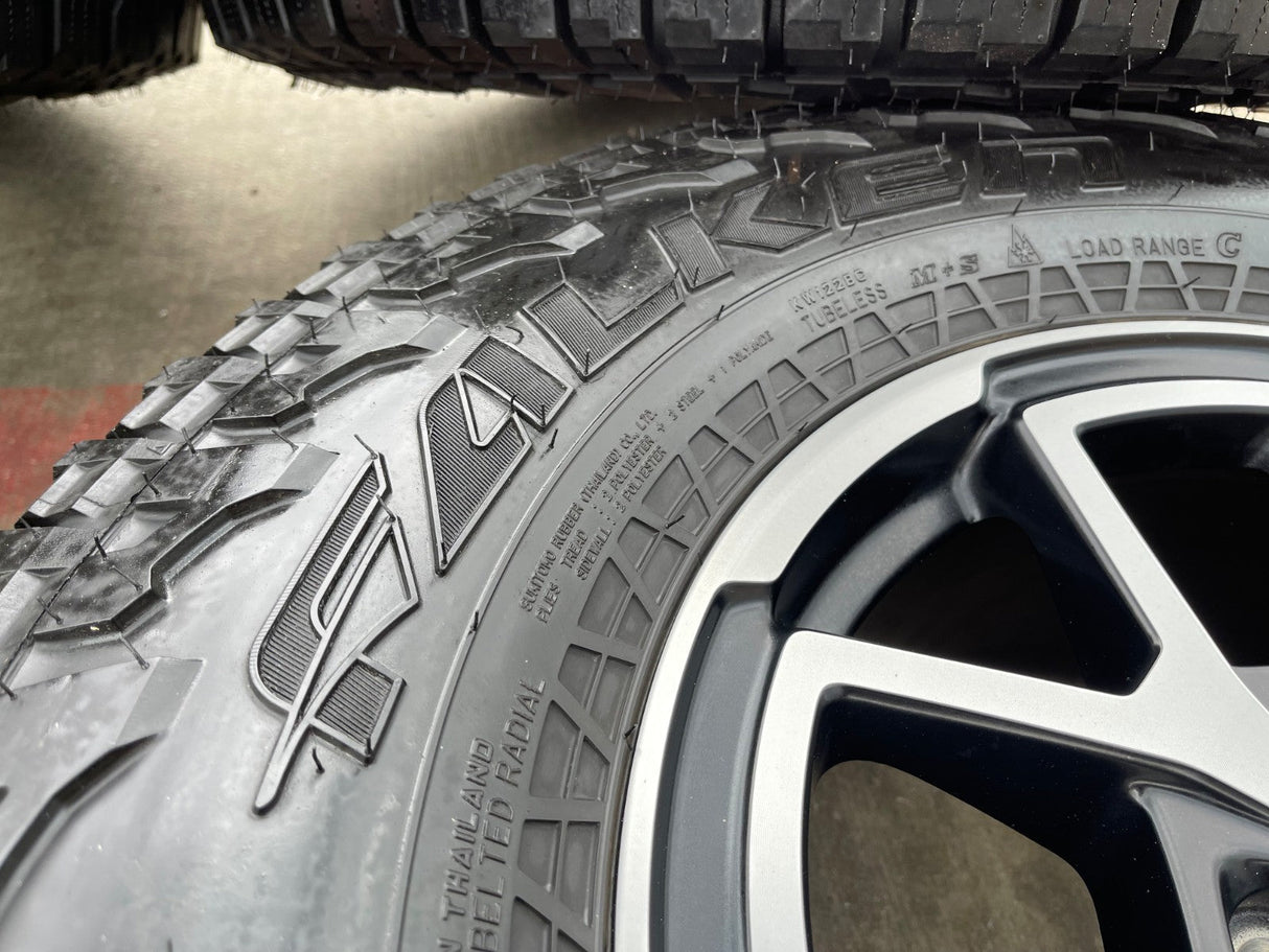 17" Jeep Wrangler Rubicon OEM 95730 9327 wheels rims Gladiator FALKEN A/T 33" Texas Truck Tire