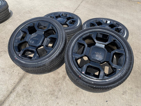 20" Kia Sorento X-PRO OEM wheels rims tires Telluride Sedona 2024 2025 2026 NEW Texas Truck Tire