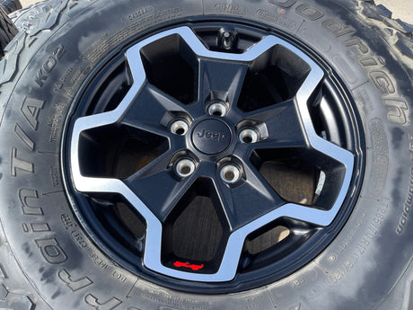 17" Jeep Wrangler Gladiator RUBICON OEM wheels rims tires 9237 black BFG KO2 A/T Texas Truck Tire