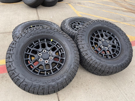 18" Toyota Tundra TSS T FORCE TRD OEM black wheels rims Sequoia 2025 NEW 35" Texas Truck Tire