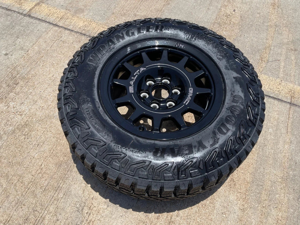 (1) 18" AEV SALTA GMC Sierra AT4X Chevy Silverado OEM rim wheel 2024 2025 NEW Texas Truck Tire
