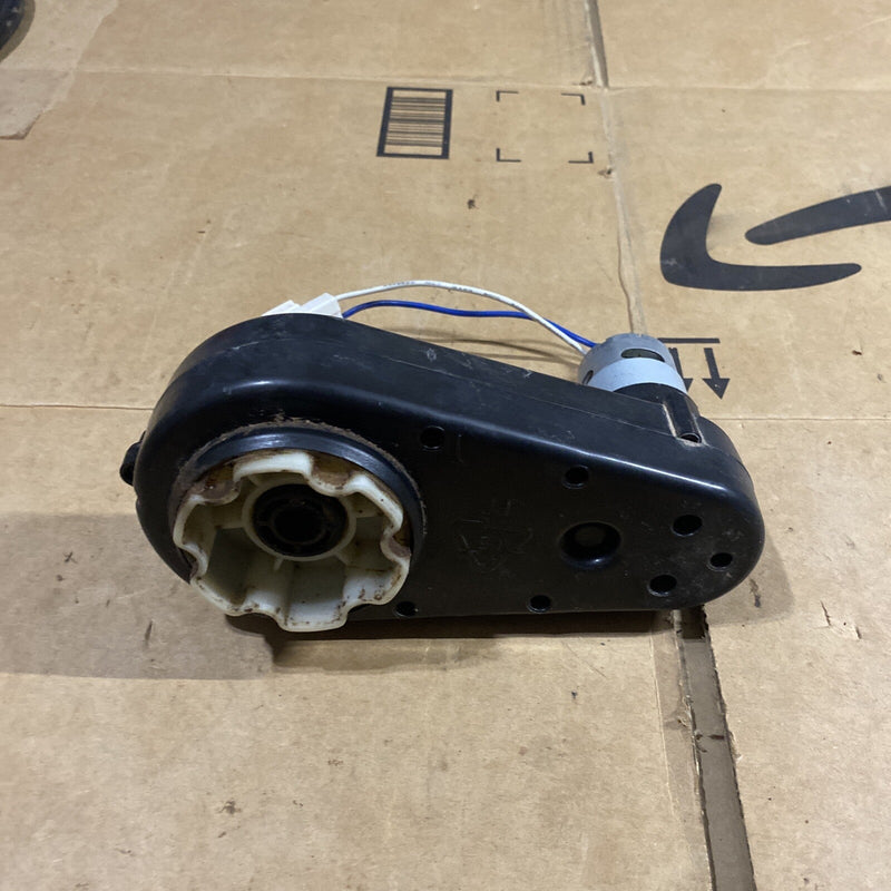 Electric Black Jeep Ride-On Toy with RS550 6V Motor