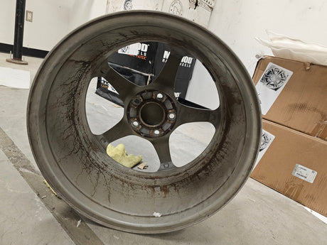 18" 18x9.5 Chevy Corvette OEM rim wheel 5105 5104 2003 2004 2005 REAR Texas Truck Tire