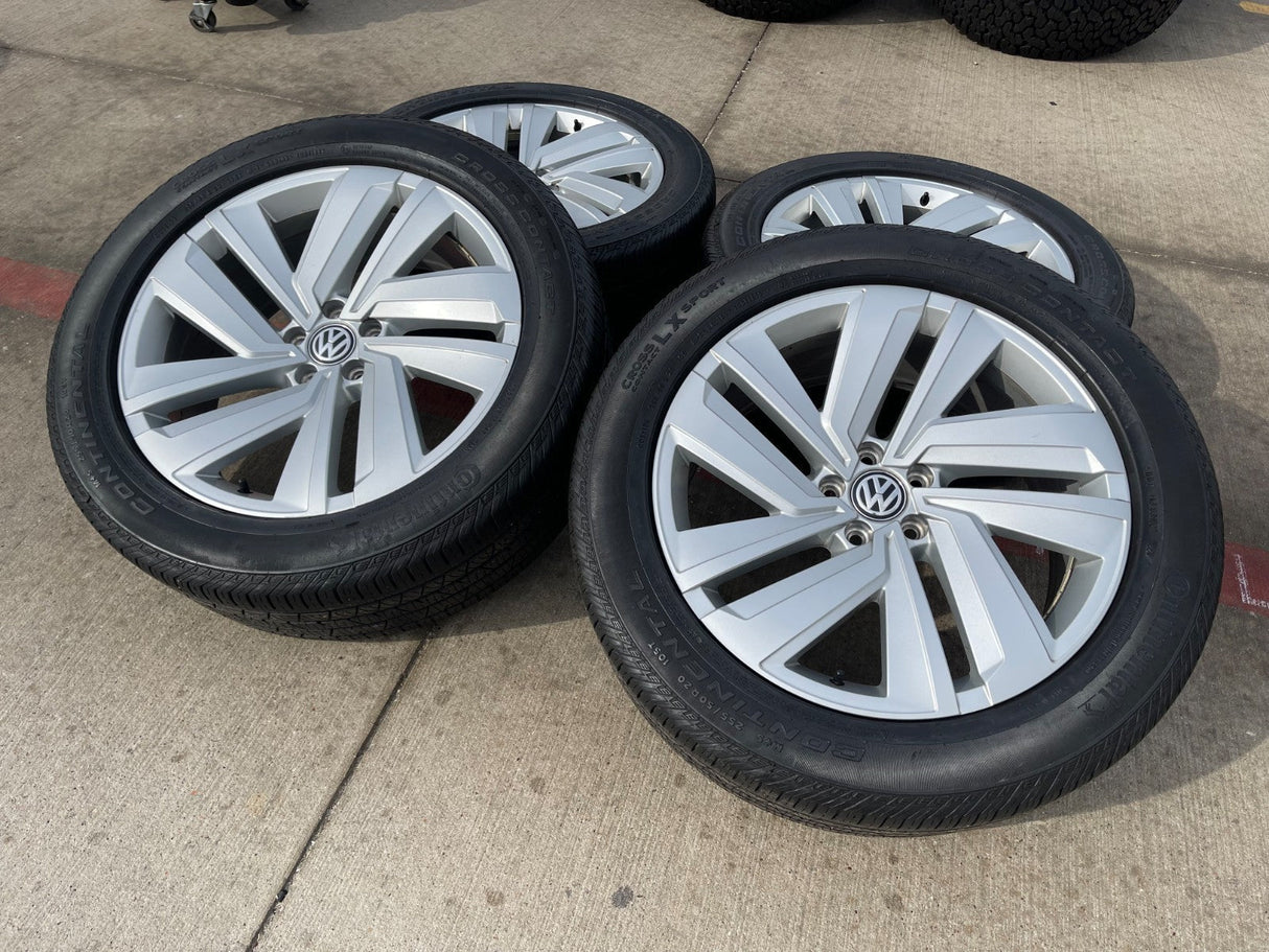20" VW Atlas OEM wheels rims tires 70076 Audi Q7 Q8 2020 2021 2022 2023 2024 Texas Truck Tire