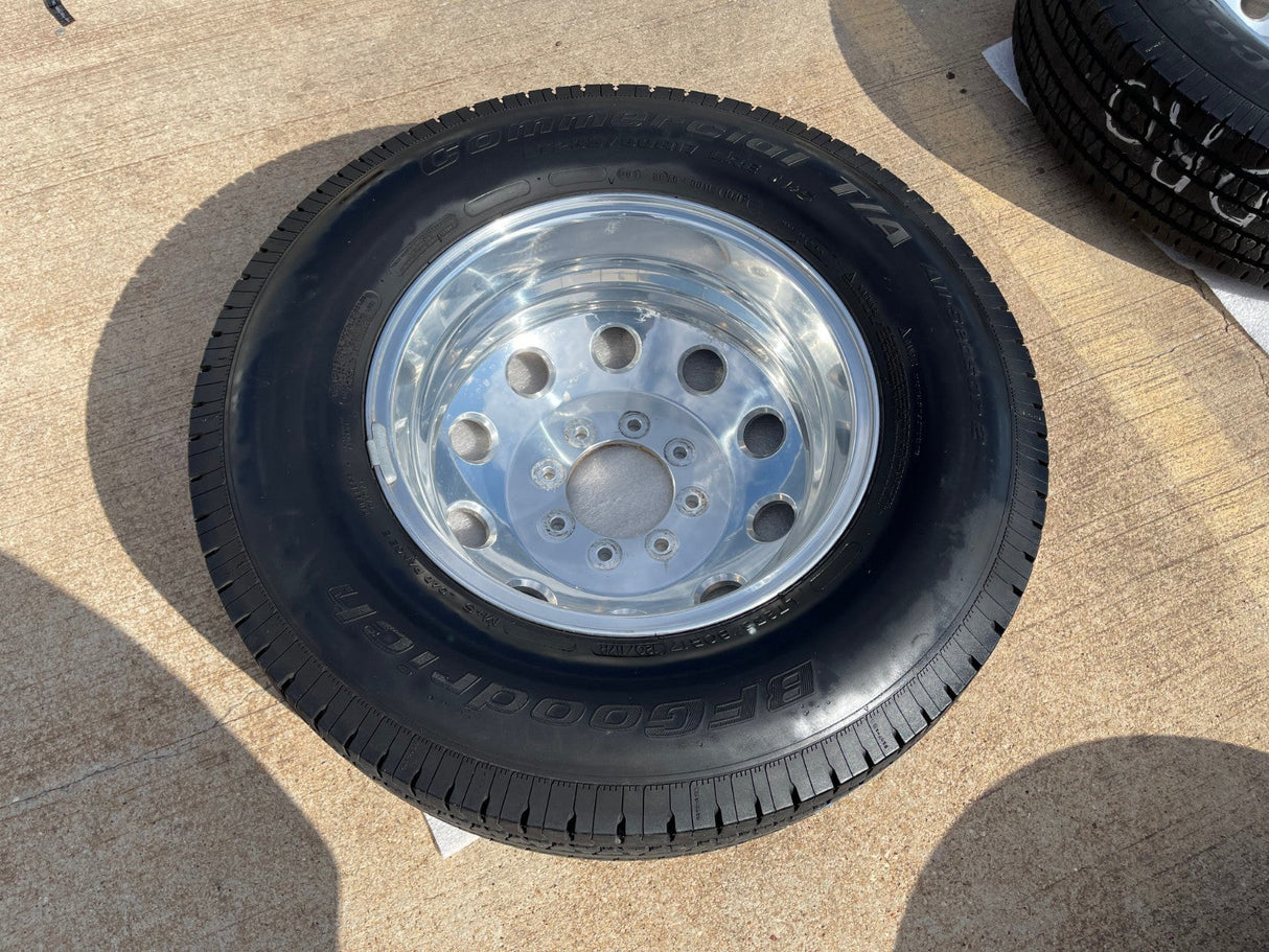 17" Dodge Ram 3500 DUALLY OEM wheel rim 2415 REAR ALCOA 2016 2017 2018 8x165 Texas Truck Tire