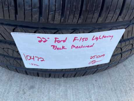 22" Ford F-150 Expedition LIMITED OEM rims wheels 10472 tires PIRELLI Texas Truck Tire
