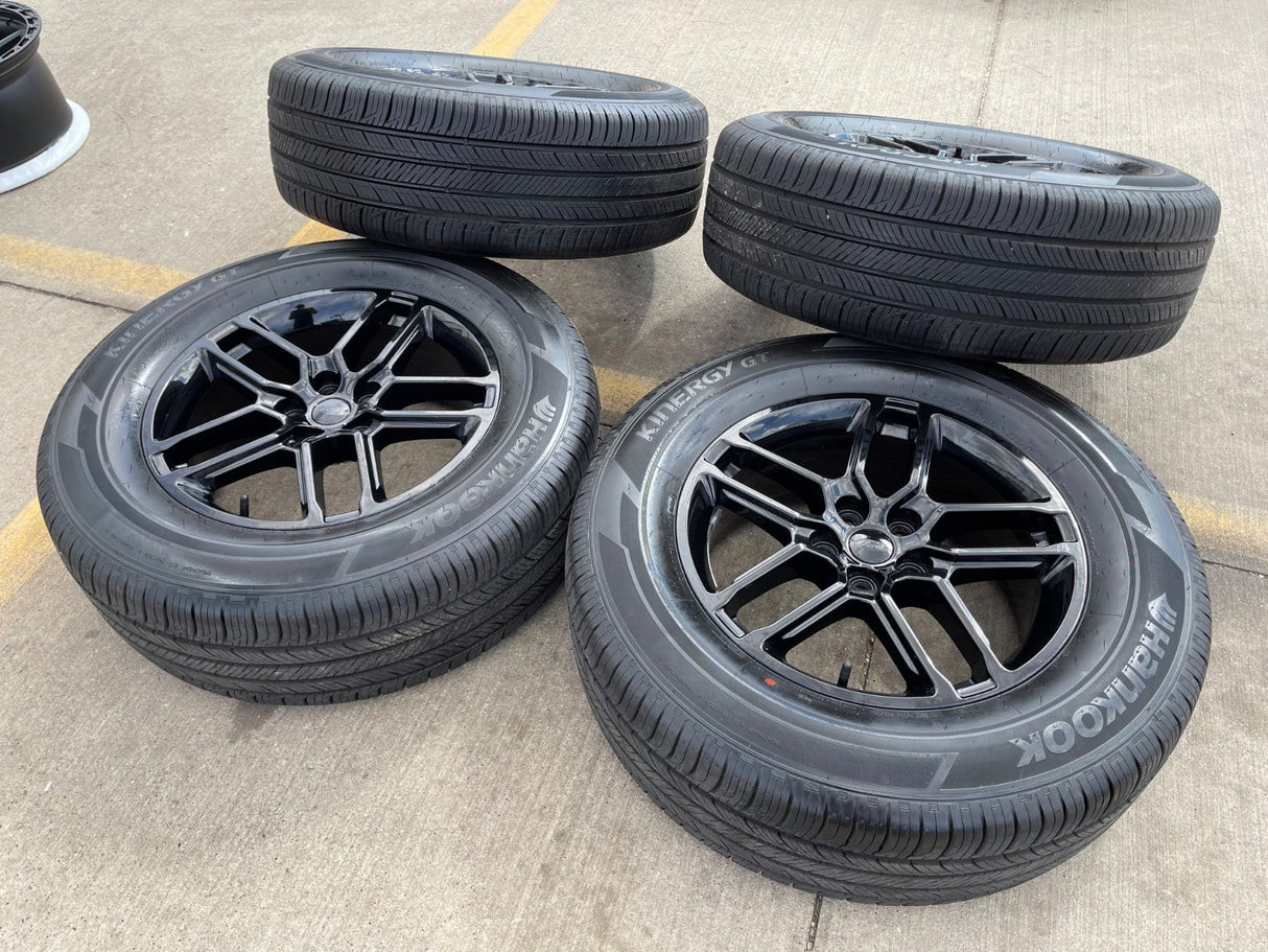 18" Ford Taurus Explorer OEM 10698 rims wheels black 2023 2024 2025 2026 HANKOOK Texas Truck Tire