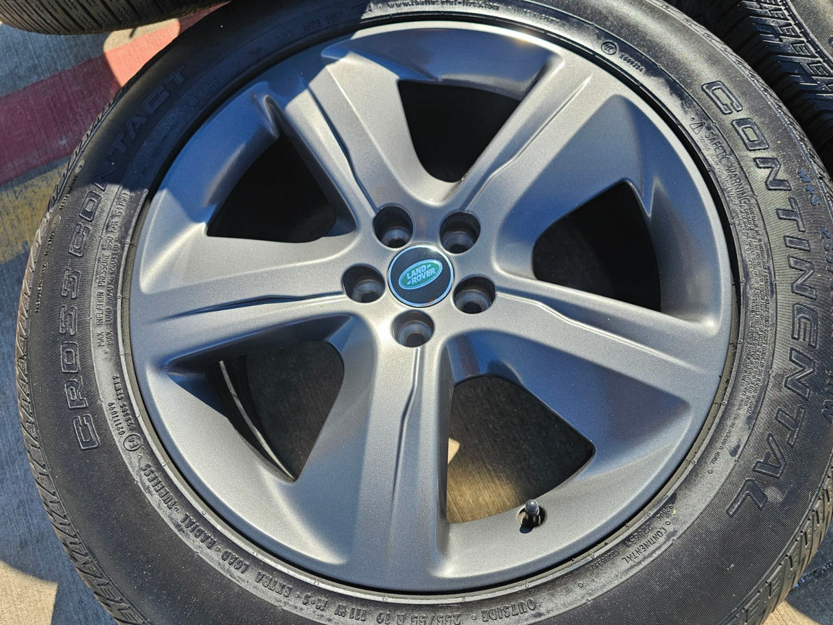 19" Range Rover Velar Discovery Sport OEM wheels rims Evoque Texas Truck Tire