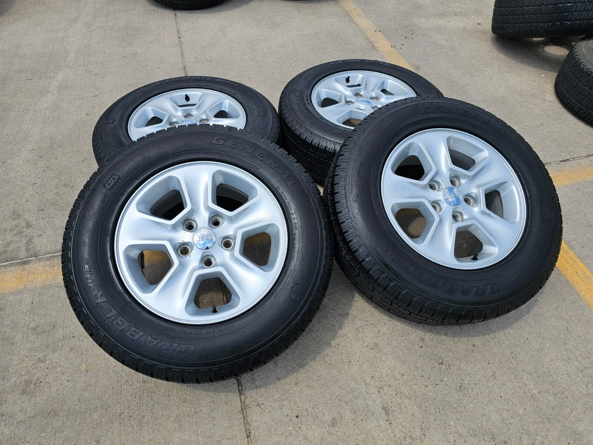 17" Jeep Grand Cherokee OEM wheels rims 9135 tires GENERAL Texas Truck Tire