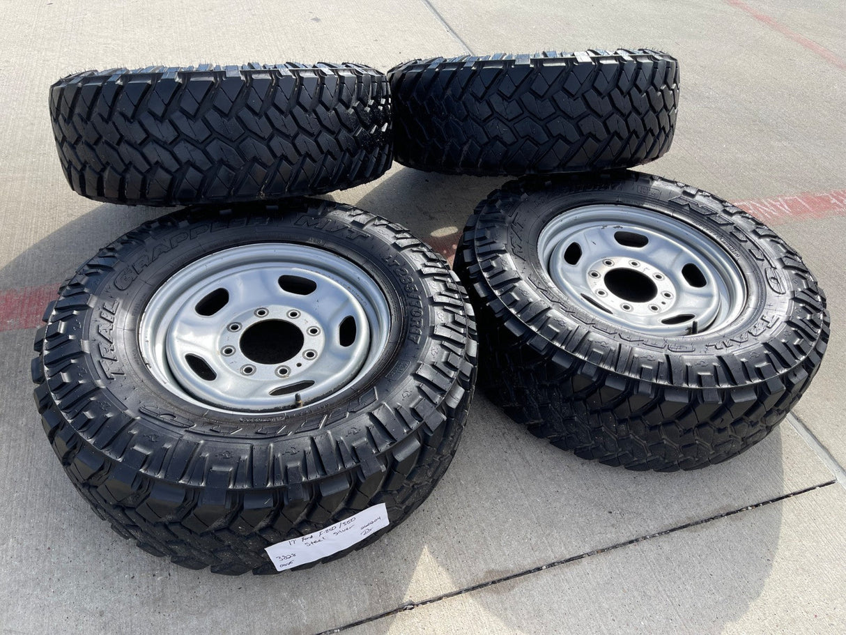 17" Ford F-250 F-350 OEM 3828 wheels rims tires NITRO GRAPLER M/T 33" Texas Truck Tire