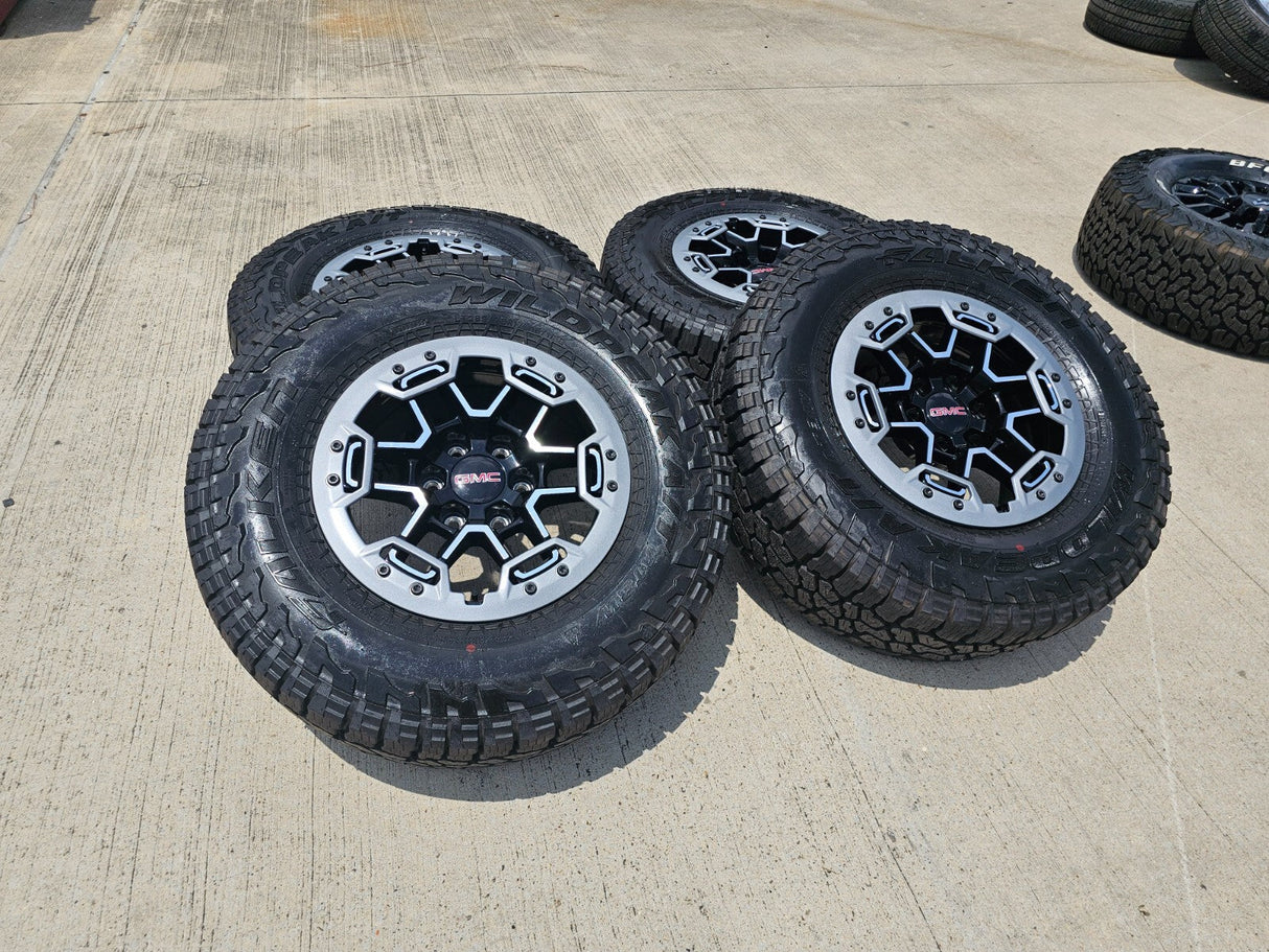 17" GMC Sierra Chevy Silverado OEM Beadlock wheels rims Canyon FALKEN A/T3 NEW Texas Truck Tire