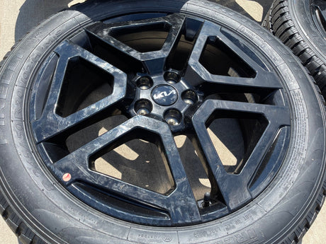 20" Kia Telluride Prestige X-PRO OEM wheels rims 74721 Sedona 2023 2024 2025 NEW Texas Truck Tire