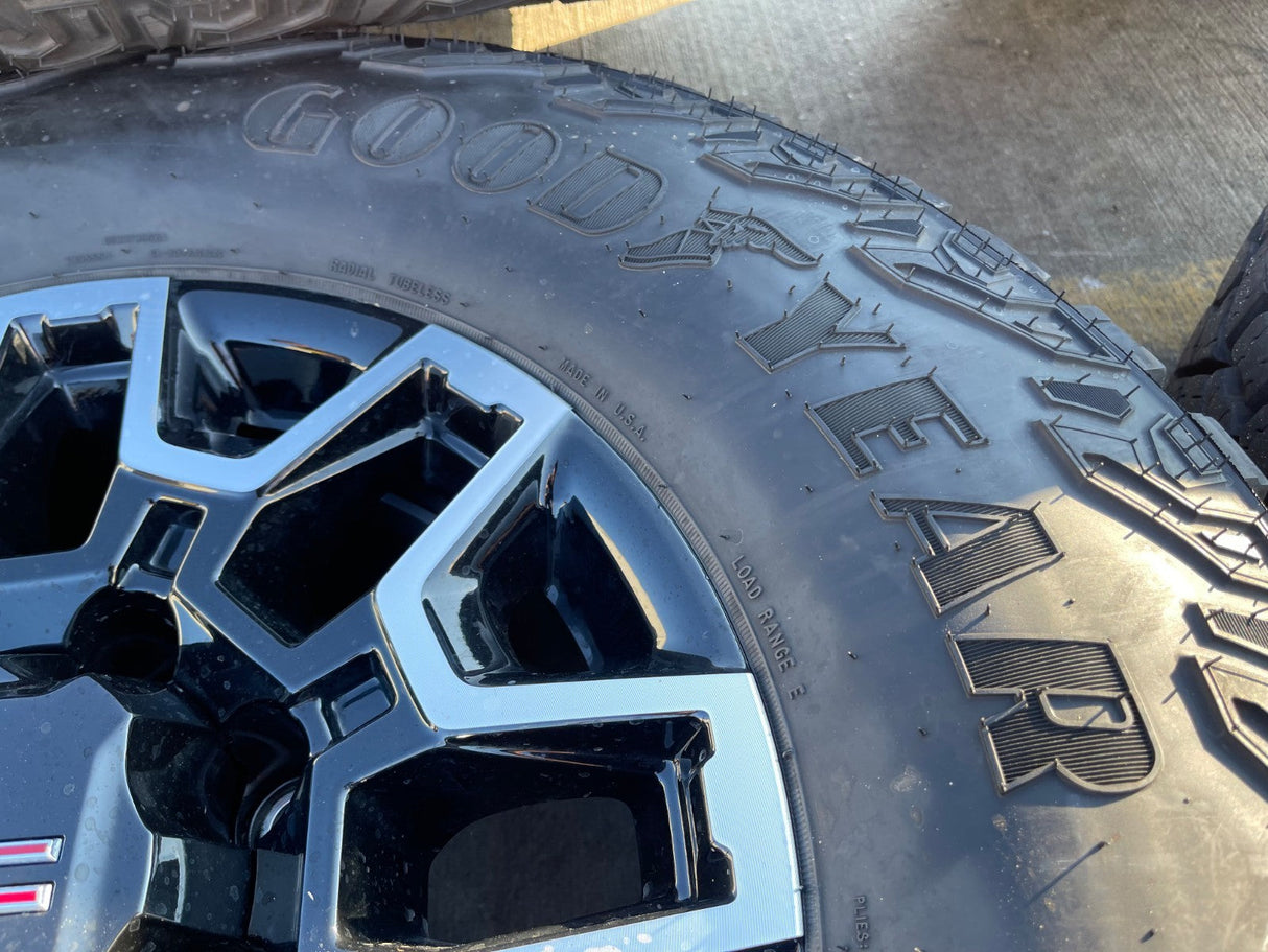 18" GMC Sierra AT4X Chevy Trail Boss 2500 OEM 14136 wheels rims GOODYEAR 35" Texas Truck Tire