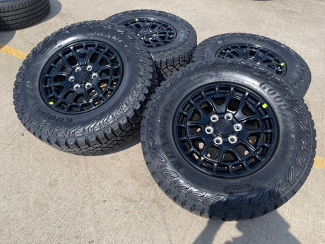 18" Toyota Tundra TSS T FORCE TRD OEM wheels rims Sequoia 2025 2026 2027 NEW Texas Truck Tire