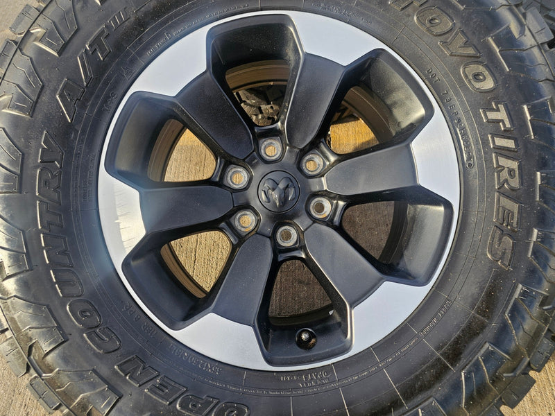 18" Dodge Ram 1500 Rebel Black OEM 2671 wheels rims TOYO A/T3 35" Texas Truck Tire
