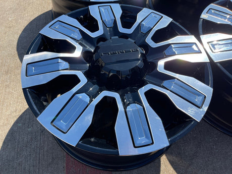 20" Chevy Silverado ULTIMATE 2500 3500 OEM 5958 14138 wheels rims 2025 2026 NEW Texas Truck Tire