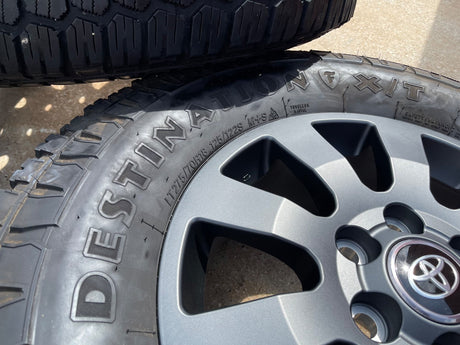 18" Toyota Land Cruiser OEM wheels rims 95952 Tundra Sequoia FIRESTONE X/T Texas Truck Tire