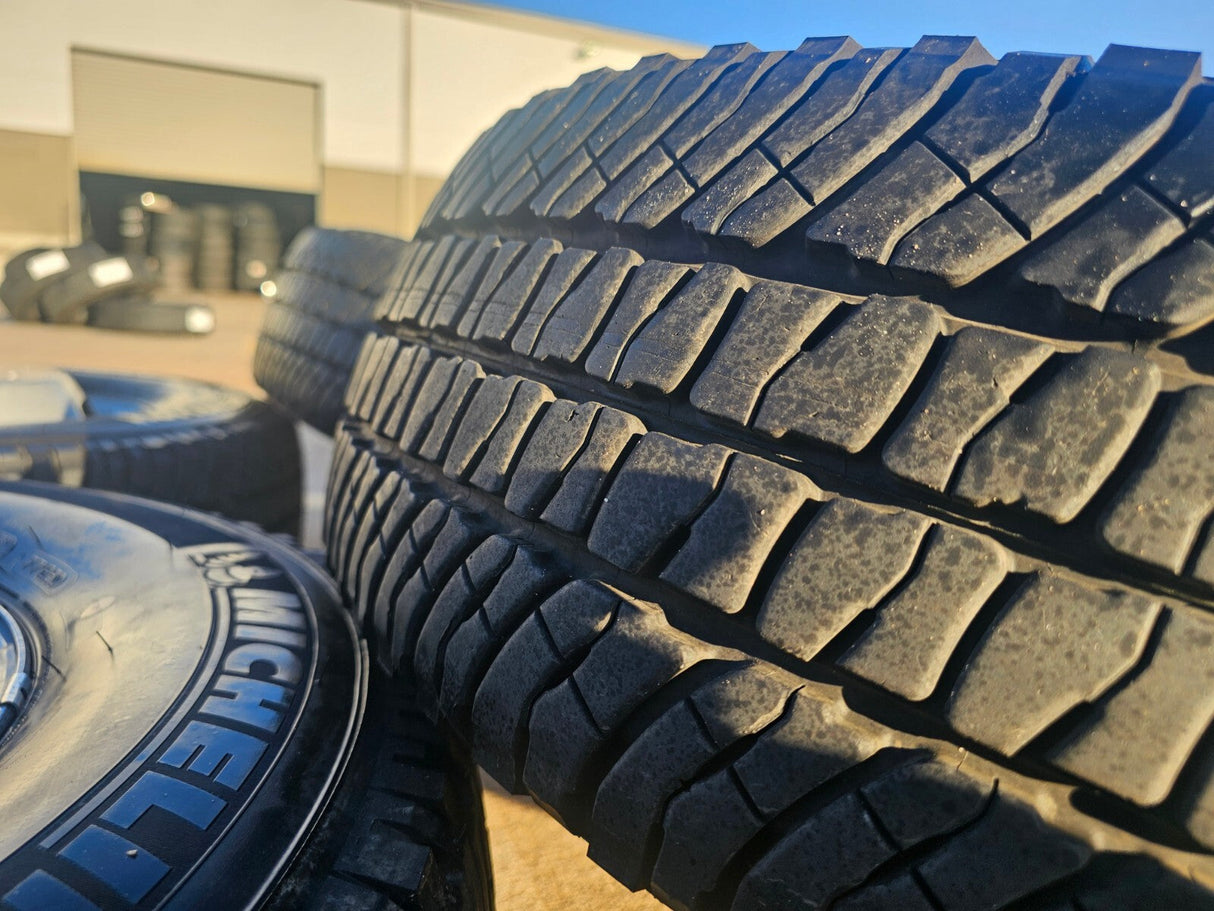 17" Ford F-350 Dually OEM 10477 10478 rims wheels MICHELIN 2023 2024 2025 2026 Texas Truck Tire