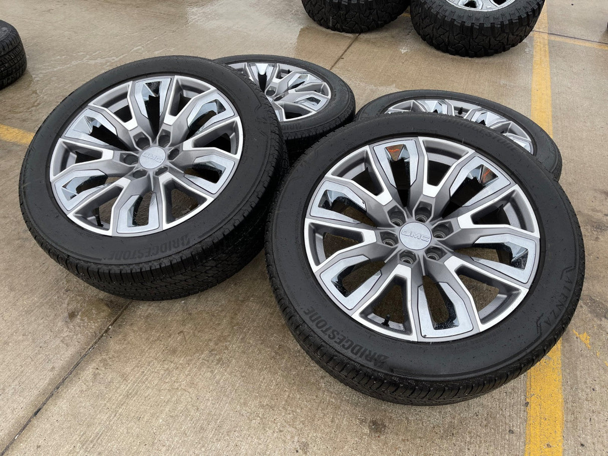 22" GMC Yukon Chevy Tahoe Escalade OEM chrome 95513 14134 wheels rims tires Texas Truck Tire