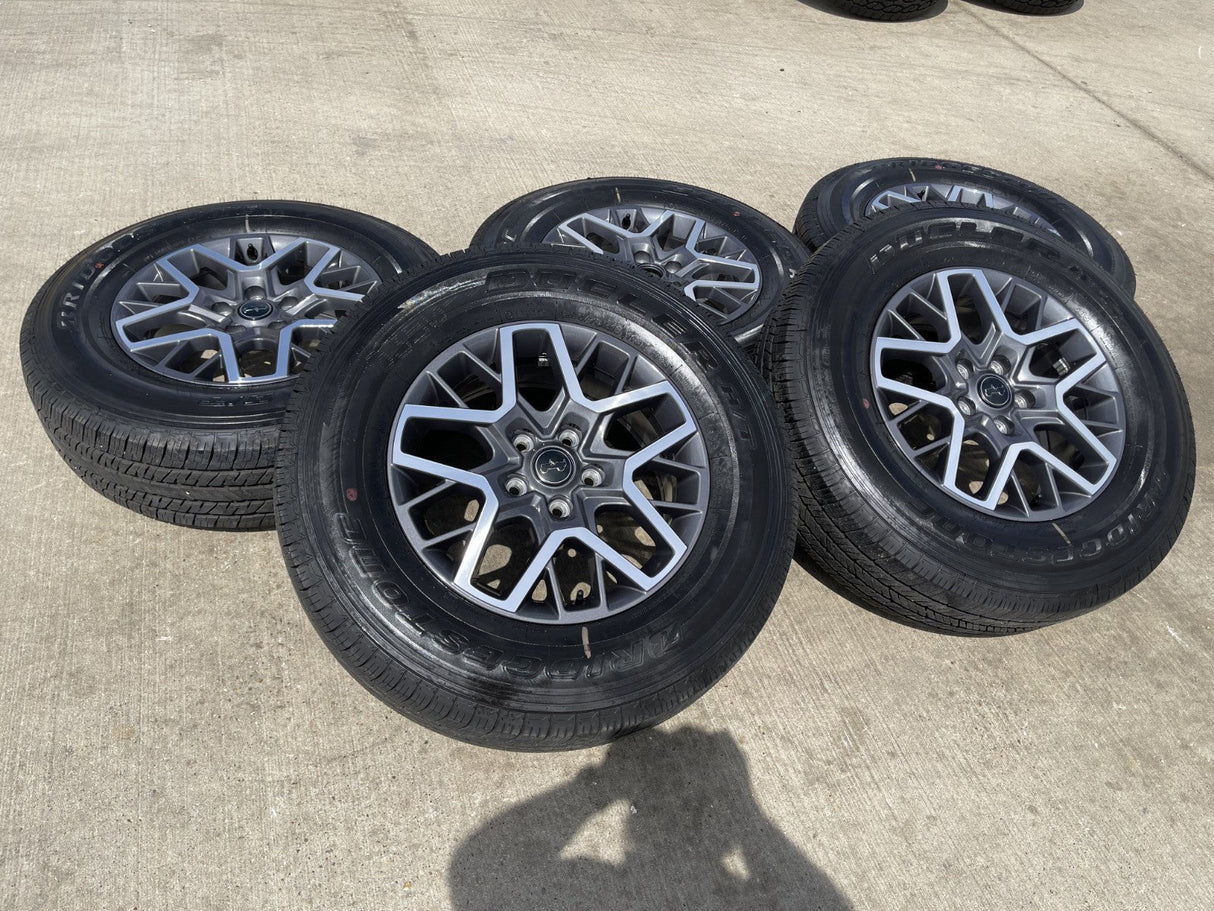 18" Jeep Wrangler Grand Cherokee Gladiator OEM 9331 wheels rims 2025 2026 NEW Texas Truck Tire