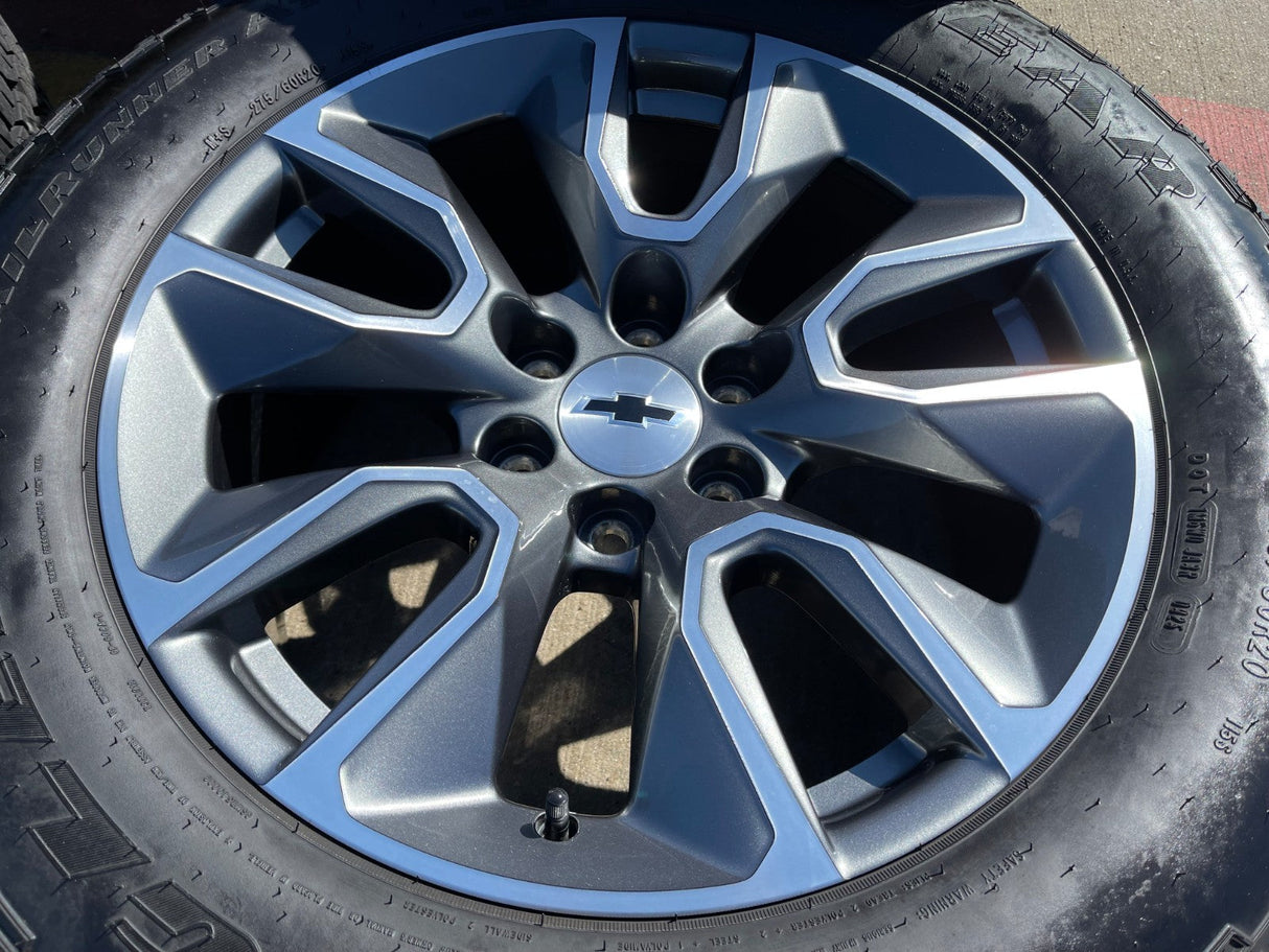 20" Chevy Silverado 1500 Tahoe Suburban OEM 5915 5916 wheels rims GOODYEAR Texas Truck Tire