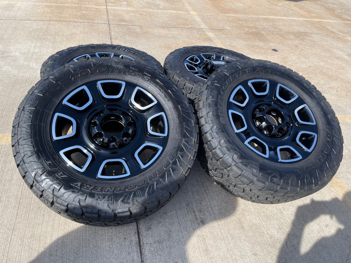 20" Ford F-250 F-350 OEM 10486 Lariat wheels rims 2024 2025 2026 TOYO 35" Texas Truck Tire