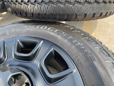 20" Ford F-250 F-350 OEM Lariat Platinum wheels rims 10486 tires 2025 2026 NEW Texas Truck Tire