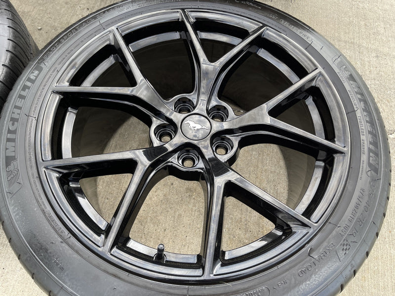 19" Ford Mustang GT Track Pack OEM 10277 10363 wheels rims tires MICHELIN Texas Truck Tire