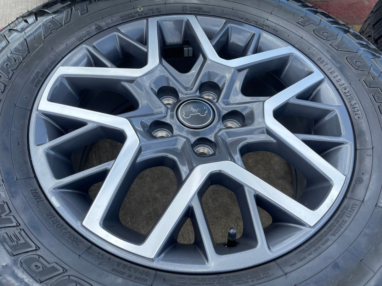 18" Jeep Grand Cherokee OEM 9331 wheels rims Wrangler Gladiator 2024 2025 NEW Texas Truck Tire
